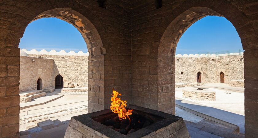 İzmir Çıkışlı Ateşin Işığında bir Masal Ülkesi Azerbaycan - Bakü Turu