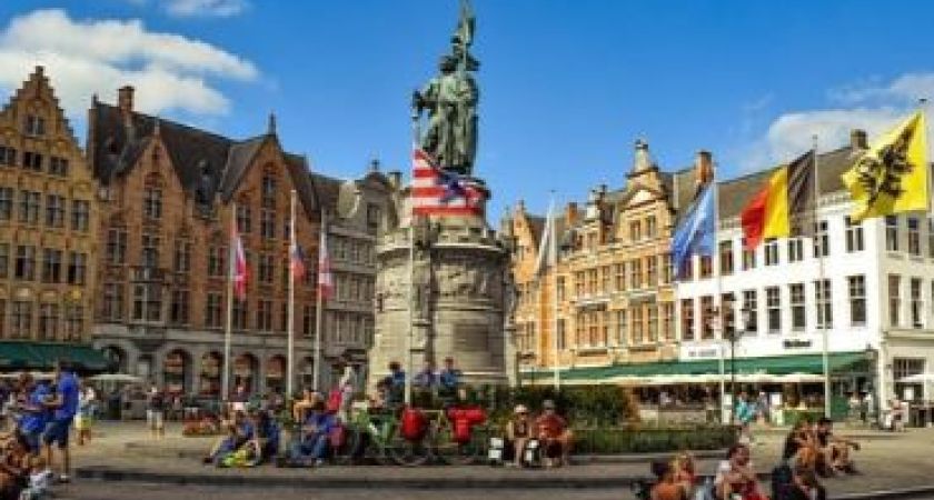 İzmir`den Direkt Uçuş İle Noel Pazarları Eşliğinde  Paris & Reims Turu