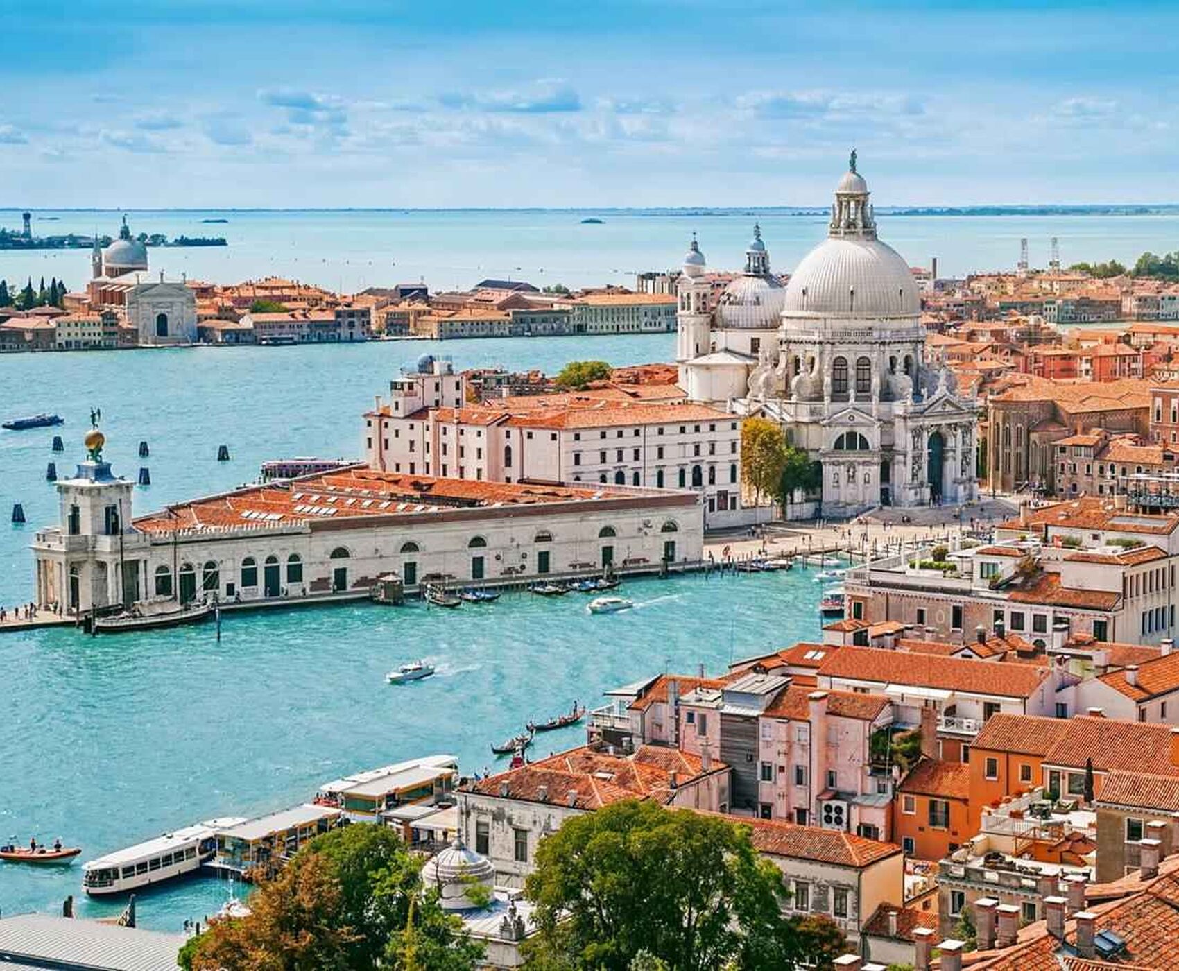 ANTALYA'DAN DİREKT UÇAKLI BÜYÜK İTALYA